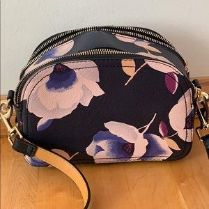 Flower crossbody